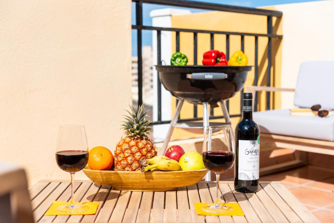 1314 Fabulous 2 Bedroom Accommodation Roof Terrace 칼라오살바헤 외부 사진