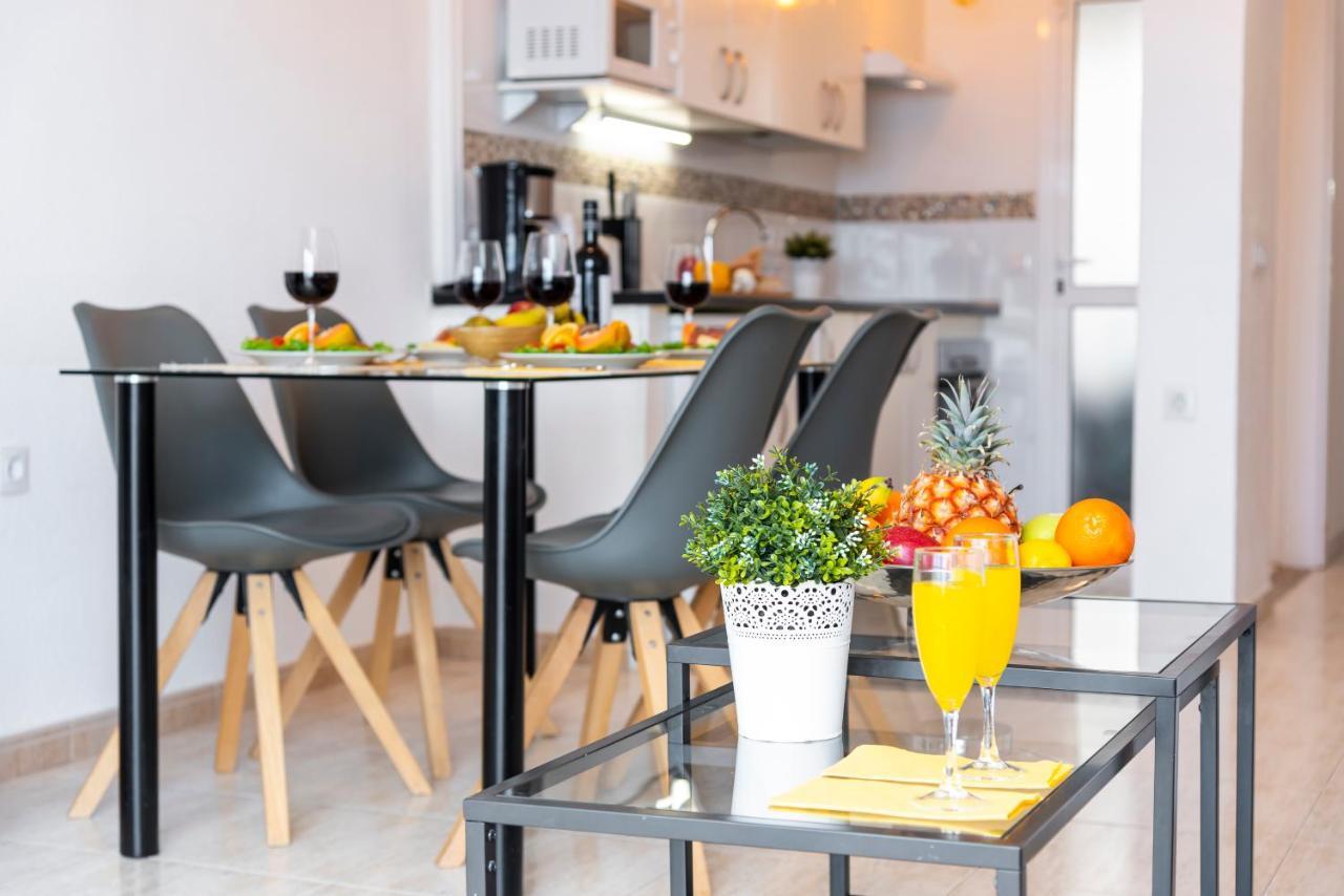 1314 Fabulous 2 Bedroom Accommodation Roof Terrace 칼라오살바헤 외부 사진