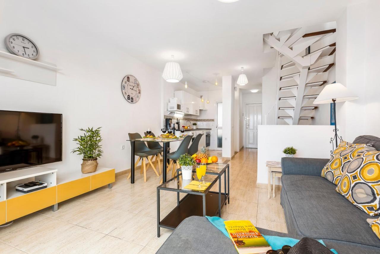 1314 Fabulous 2 Bedroom Accommodation Roof Terrace 칼라오살바헤 외부 사진
